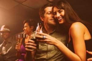 How to Meet Wealthy Men Online