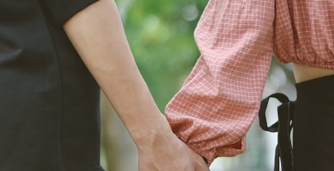 Making small talk on a first date can be nerve-wracking