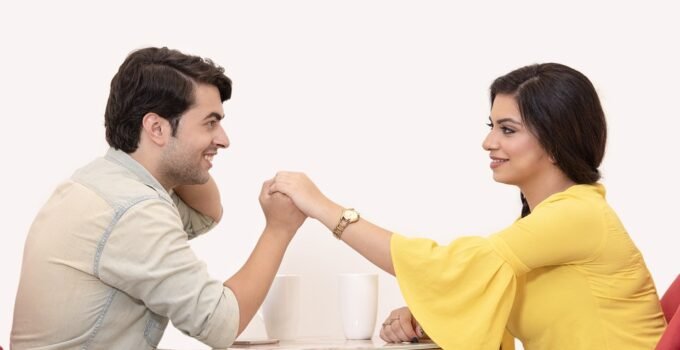 Jealousy is a complex emotion common in relationships that can be both healthy and destructive. To manage jealousy effectively