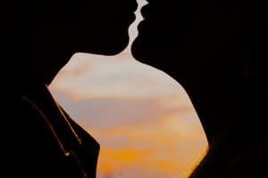 Attention‑Grabbing Flirting Tips